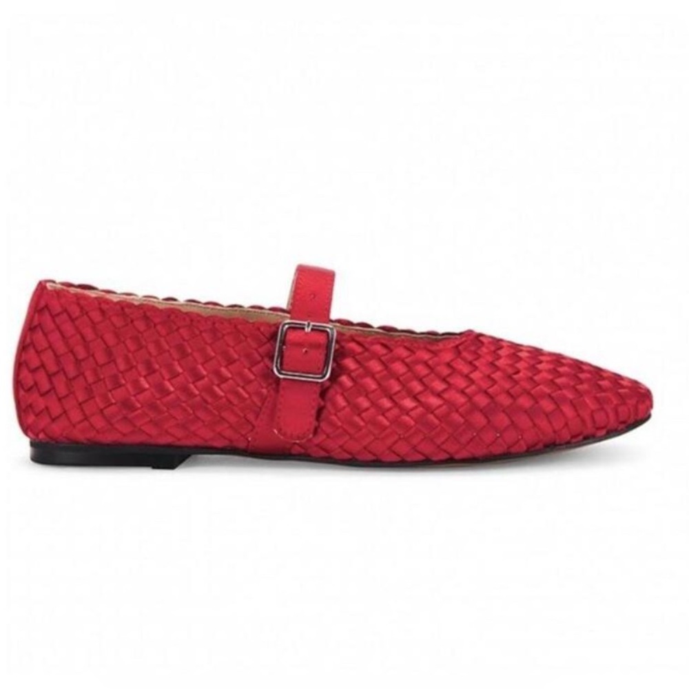 Steve Madden “Dreaming” Satin Ballet Flats